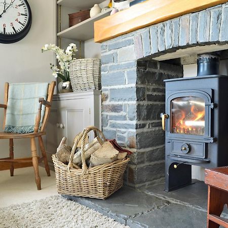 Maes Y Bryn Farmhouse Llanwrda Extérieur photo