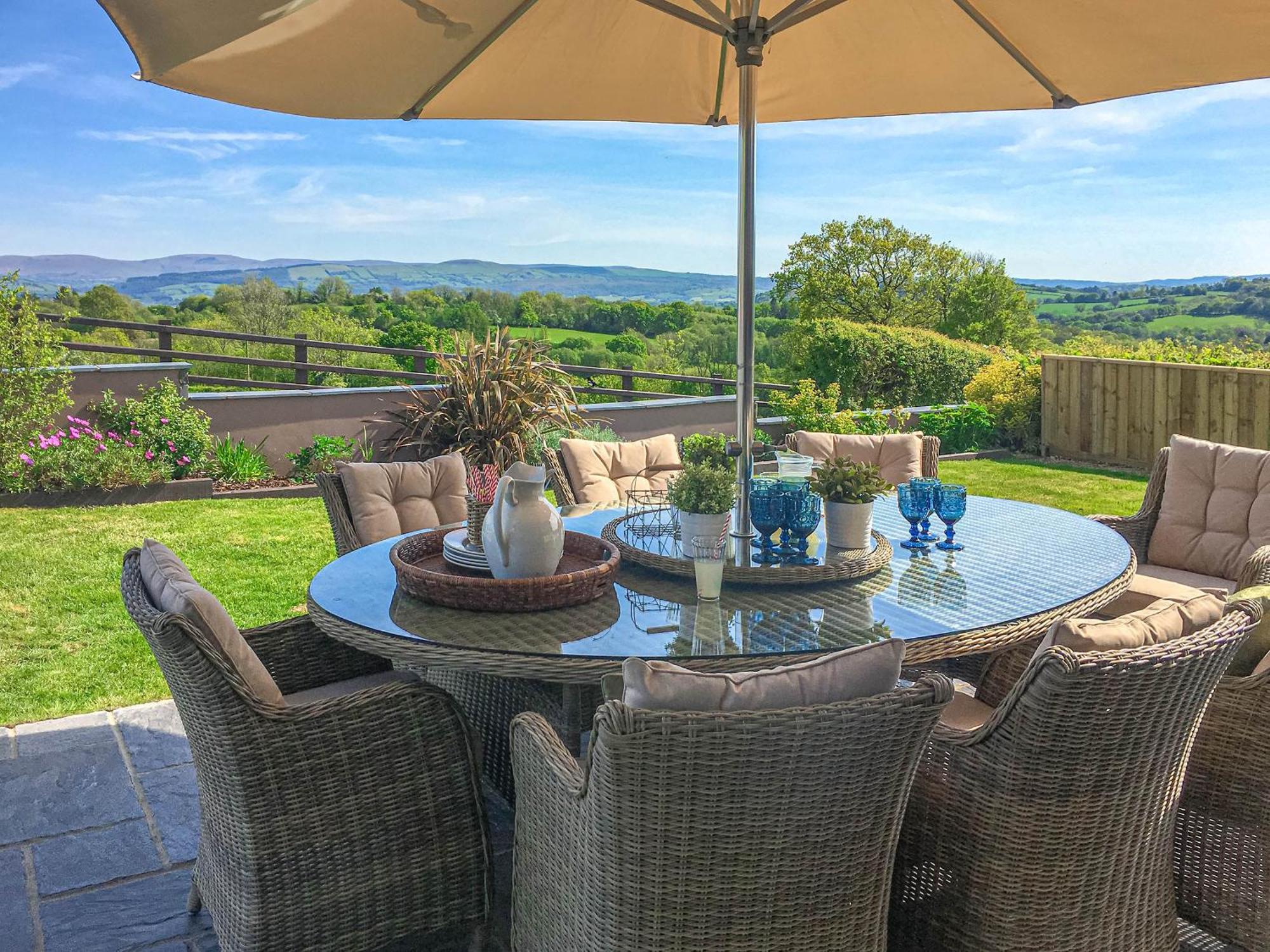 Maes Y Bryn Farmhouse Llanwrda Extérieur photo