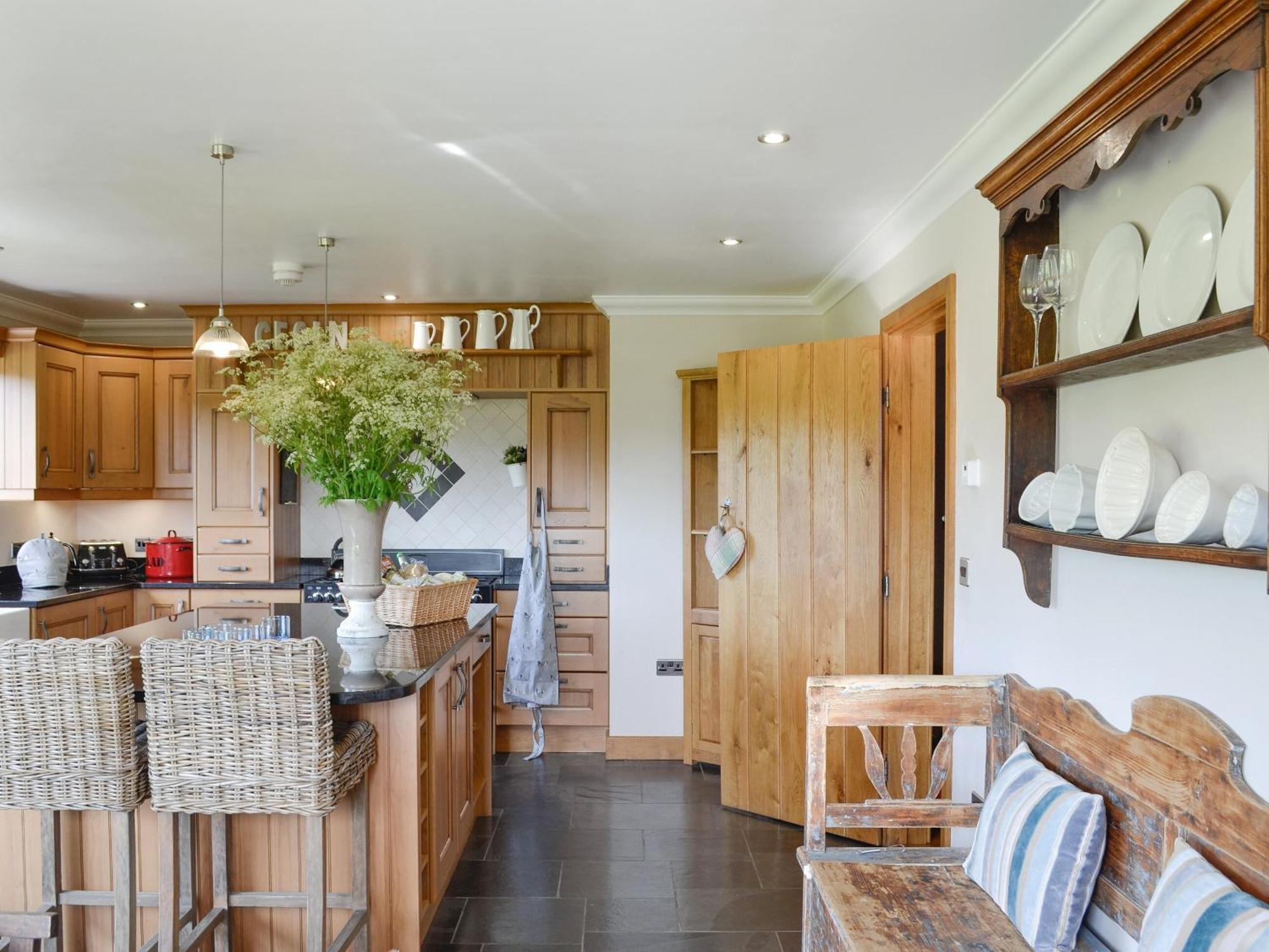 Maes Y Bryn Farmhouse Llanwrda Extérieur photo